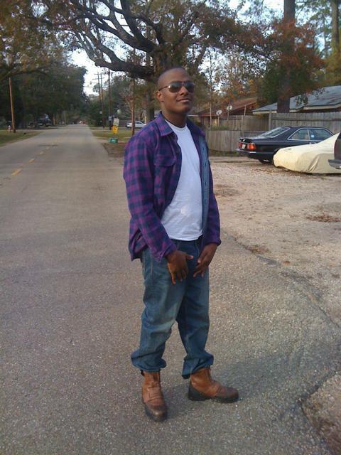 Date this hot United States man Roderick785 from Hammond US12898