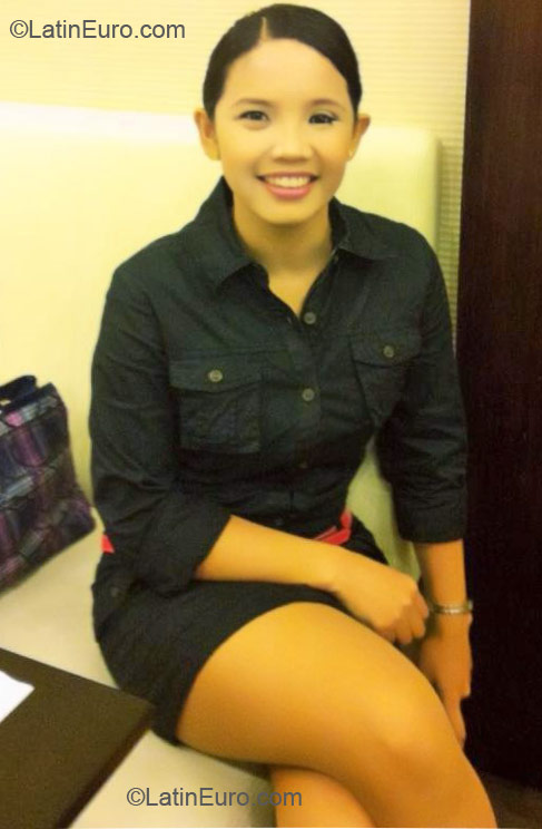 Date this hot Philippines girl Isabela from Cainta PH607