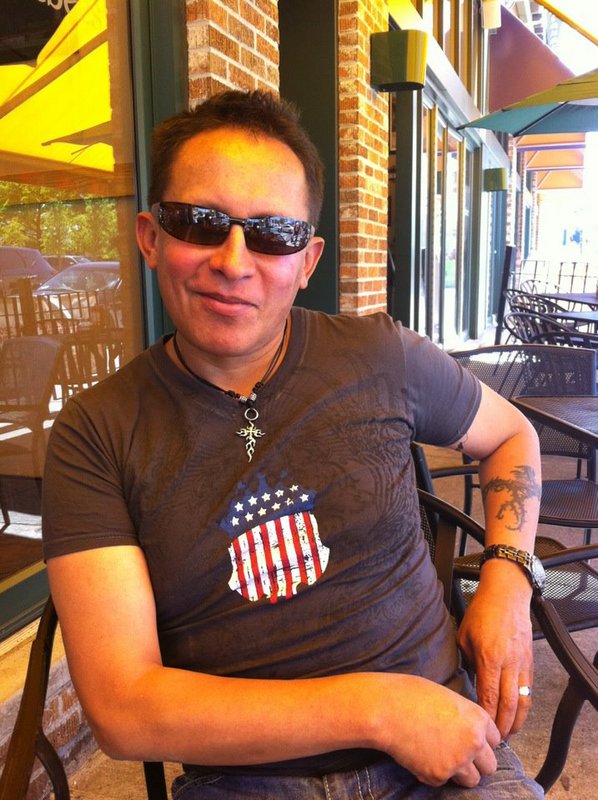 Date this cute United States man ELOY from Miami y La Paz, Bolivia US13203