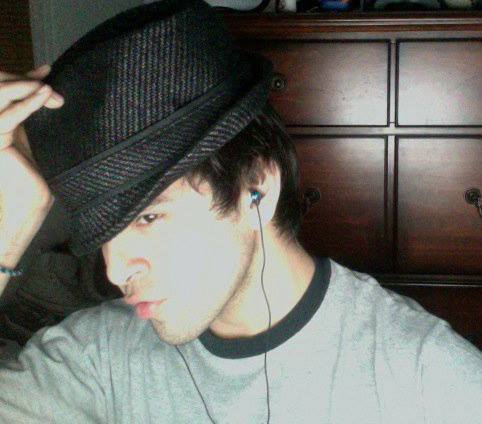 Date this beautiful United States man Paul from Newark US13254