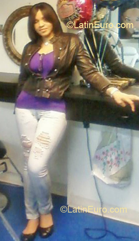 Date this stunning United States girl Amelia from Bronx US13324