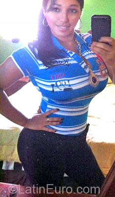 Date this nice looking Dominican Republic girl Francy from San Francisco De Macoris DO11906