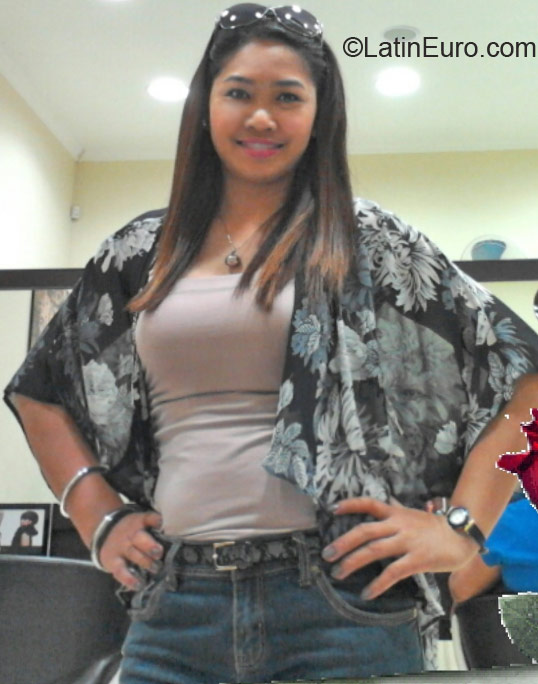 Date this young Philippines girl Jannette from San Fernando PH505