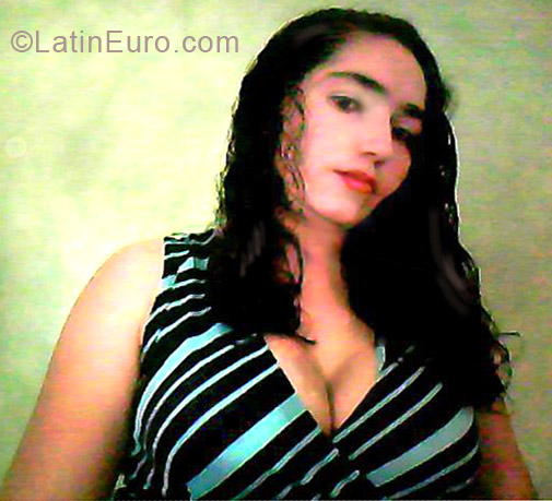 Date this charming Honduras girl Blanca from San Padro Sula HN767