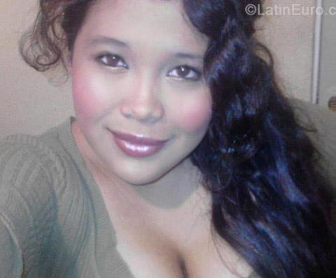 Date this nice looking Mexico girl Daniela from Tijuana MX774