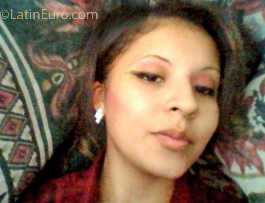 Date this charming Honduras girl Sarai from Tegucigalpa HN790