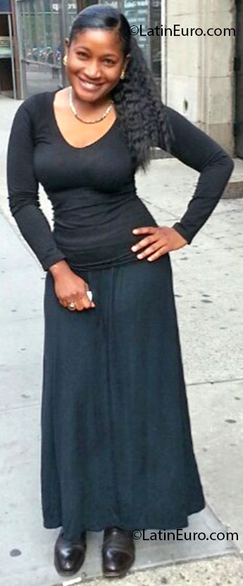 Date this lovely United States girl Kim from Brooklyn US14434