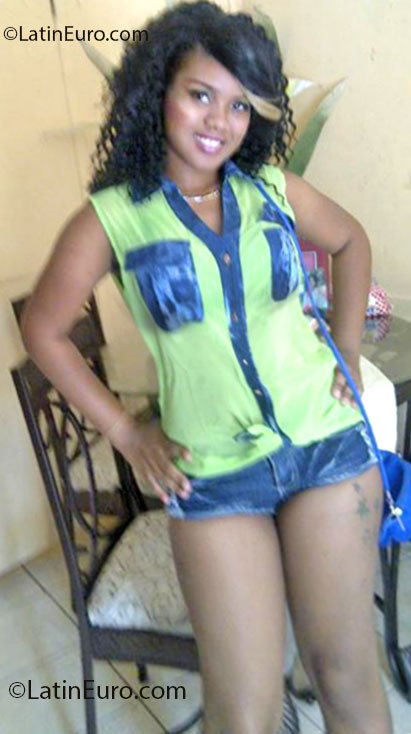 Date this foxy Jamaica girl Tracey from Montego Bay JM956