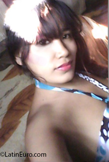 Date this hard body Philippines girl Anne from Dumaguete PH542