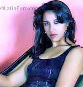 Date this gorgeous Brazil girl Silvana from Curitiba BR7922