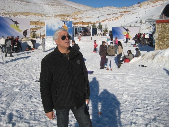 Date this exotic United States man Rowland from Rochester US14451