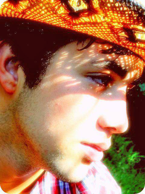 Date this tall Brazil man Vinicius from Cachoeiro De Itapemirim BR8027