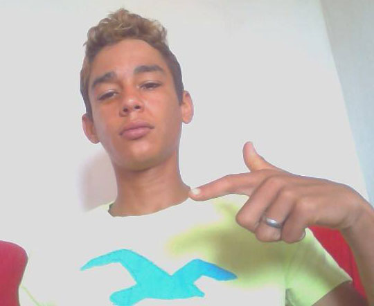 Date this cute Brazil man Wilker from Concelheiro Pena BR8160