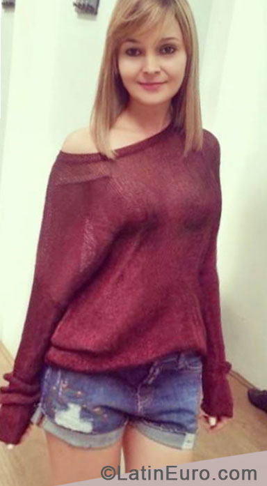 Date this nice looking Brazil girl Cristina from Jundiai BR8189