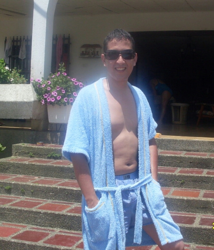 Date this gorgeous Colombia man Sebastian from Manizales CO14413
