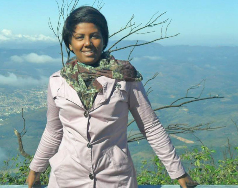 Date this foxy Brazil girl Regiane from Belo Horizonte BR8257