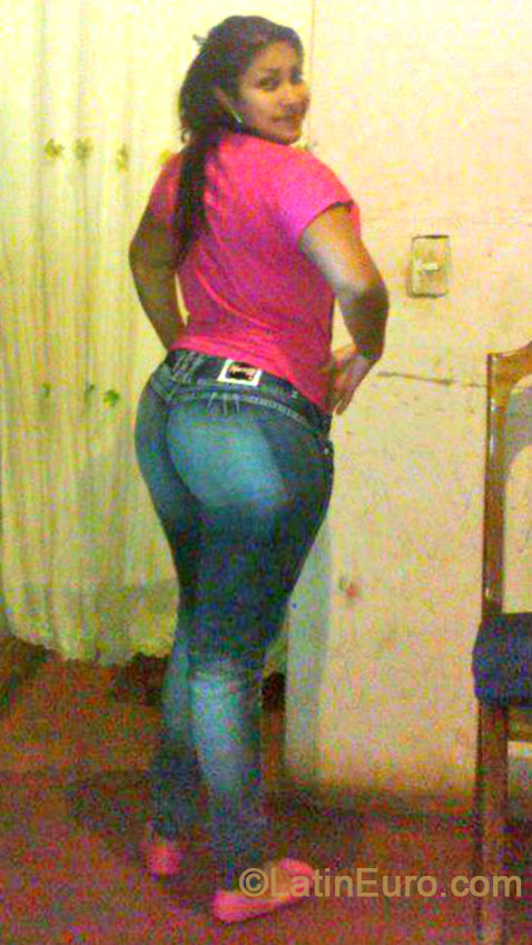 Date this beautiful Costa Rica girl Vanessa from Alajuela CR270