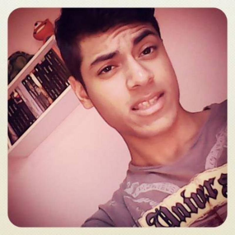 Date this hard body Brazil man Alexandre from Ilha Solteira BR8464