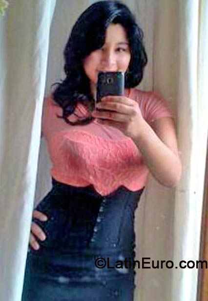 Date this funny Peru girl Madeleine from Huanuco PE893