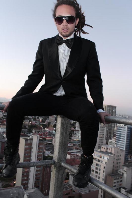 Date this exotic Brazil man Everaldo de Lor from Curitiba BR8551