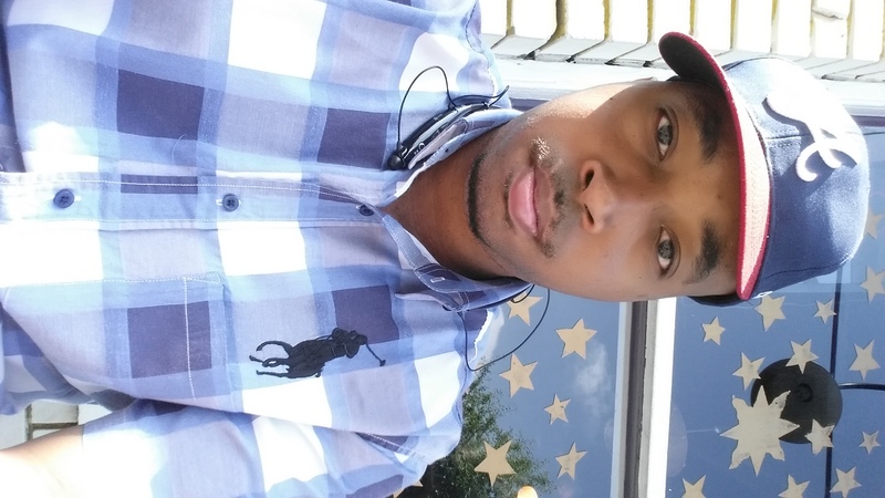 Date this hard body United States man Darius from Atlanta US14841