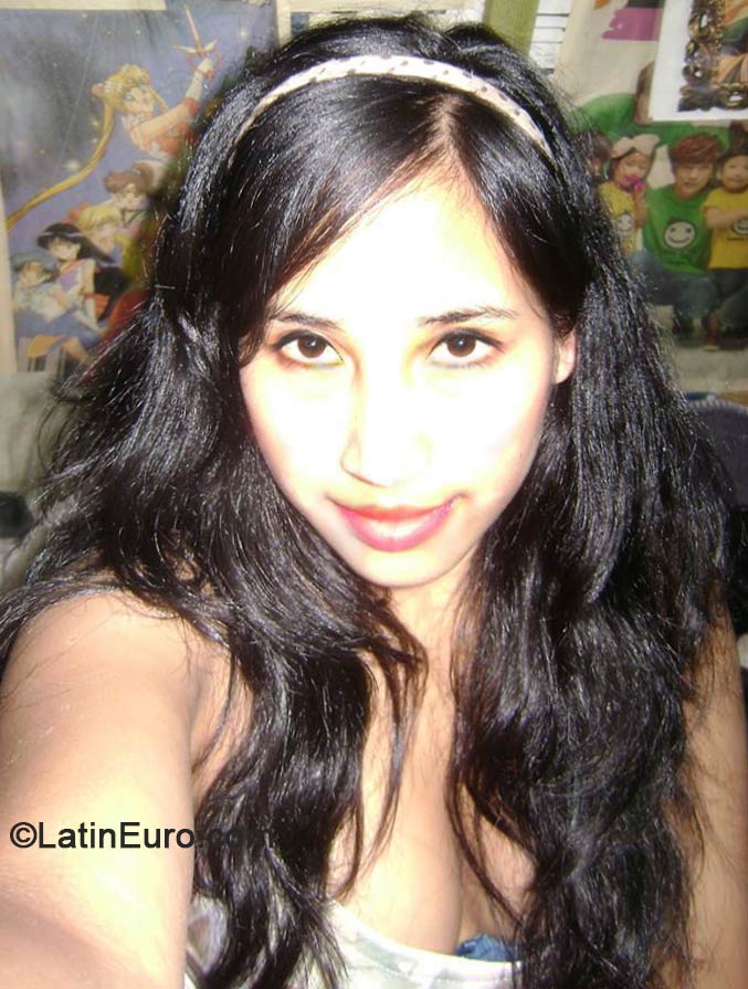 Date this charming Peru girl Leslie from Lima PE917
