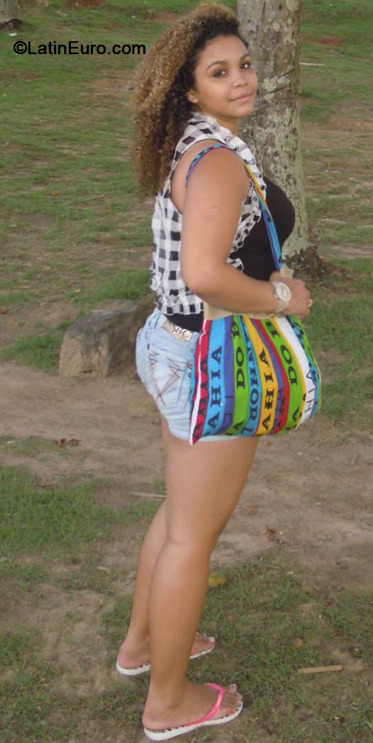 Date this pretty Brazil girl Danielle from Fortaleza BR8666