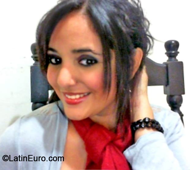 Date this stunning Honduras girl Yadira from San Pedro Sula HN929