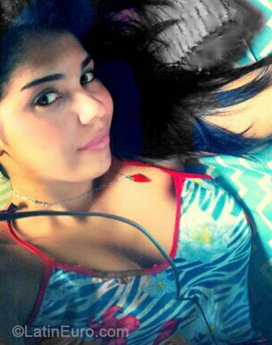 Date this pretty Brazil girl Karol from Manaus BR8688