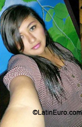 Date this tall Peru girl Helen from Lima PE939