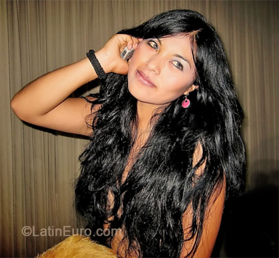 Date this sensual Peru girl Ariane from Tacna PE943