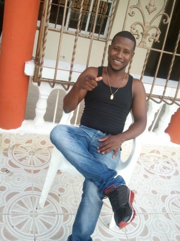 Date this gorgeous Dominican Republic man Suriel from San Cristobar DO18918