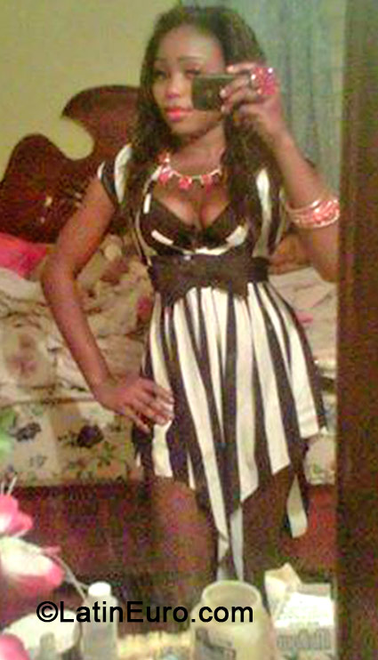 Date this stunning Jamaica girl Kadie-ann from Kingston JM1695