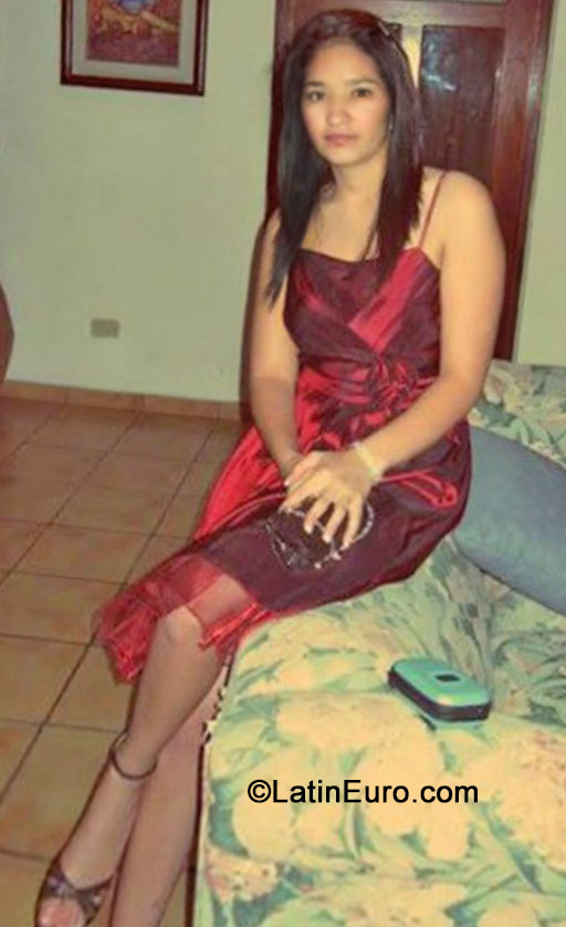 Date this happy Honduras girl Judy from Santa Cruz De Yojoa HN1039