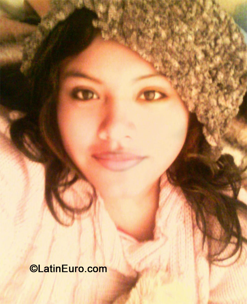 Date this charming Peru girl Anghysan from Arequipa PE983