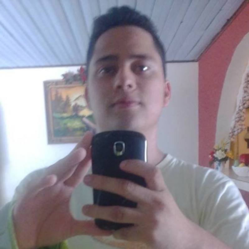 Date this attractive Honduras man Erick from Tegucigalpa HN1047