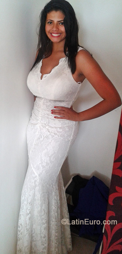 Date this delightful Costa Rica girl Maria from San Jose CR298