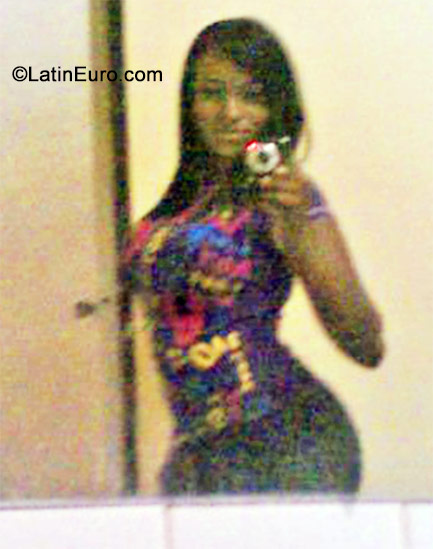 Date this exotic Jamaica girl Danielle from Kingston JM1747