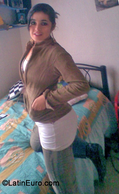 Date this cute Colombia girl Juliana from Bogota CO15409