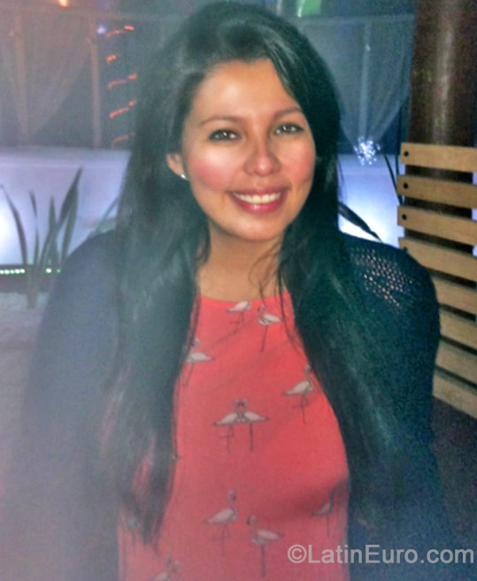 Date this fun Colombia girl Jenniffer from Bogota CO15469