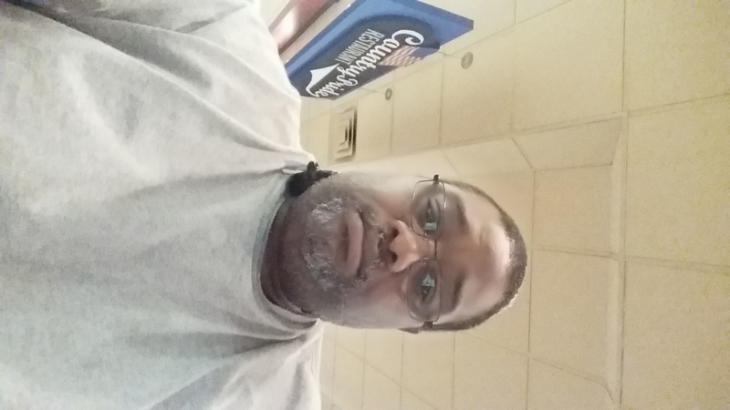 Date this stunning United States man Baddboyy from Colonial Beach US15176