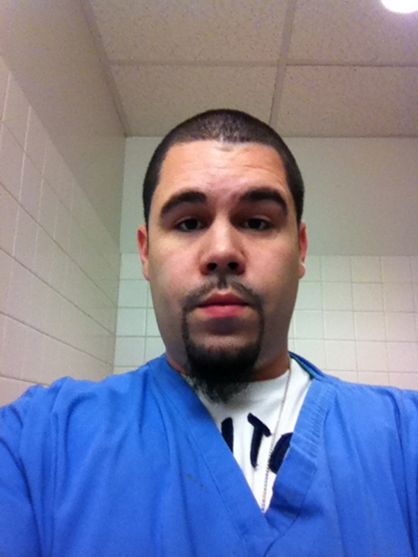 Date this funny United States man SANTIAJ from Philadelphia US15211