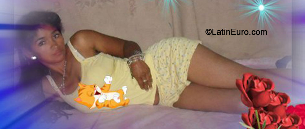 Date this foxy Colombia girl Beatriz from Medellin CO17000