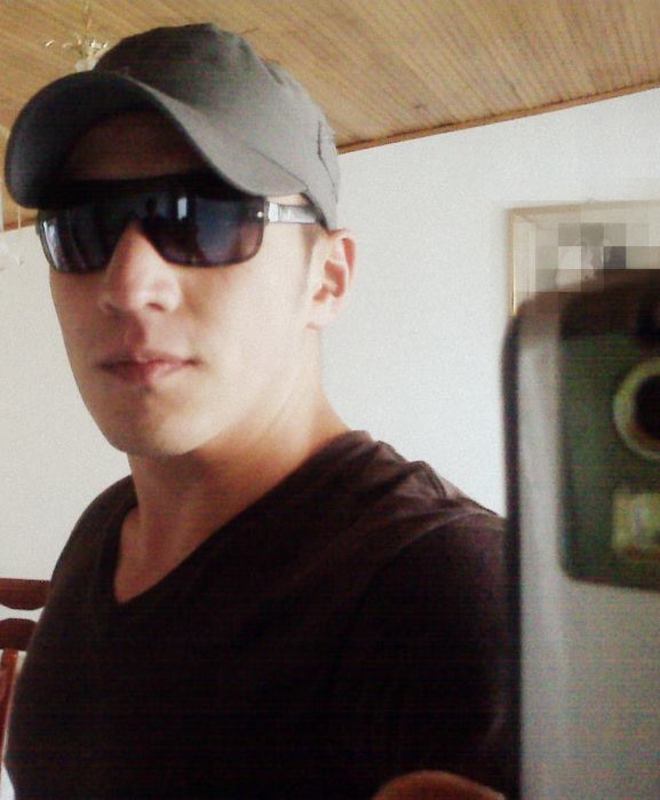 Date this beautiful Colombia man Harrison from Medellin CO16066