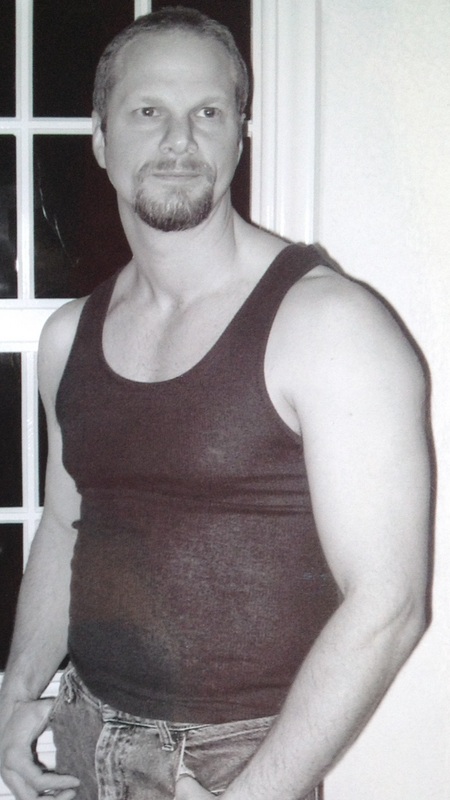 Date this foxy United States man Steve from Lancaster US15389