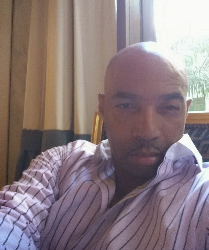 Date this voluptuous United States man Mutani from Los Angeles US15567