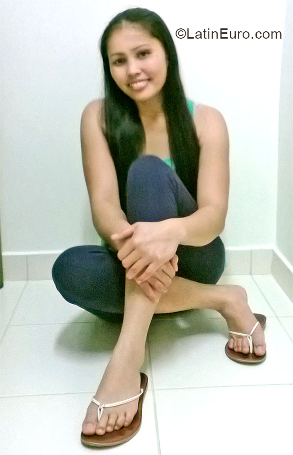 Date this exotic Philippines girl Gemmalyn from San Carlos City PH734
