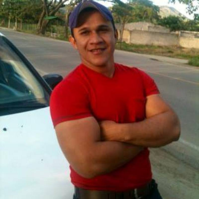 Date this good-looking Honduras man Elmer from Cortes HN1335