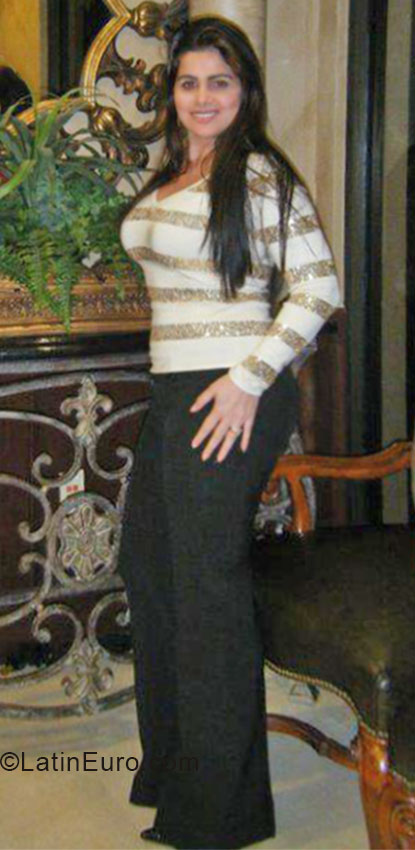 Date this beautiful Brazil girl Rose from Fortaleza BR9133