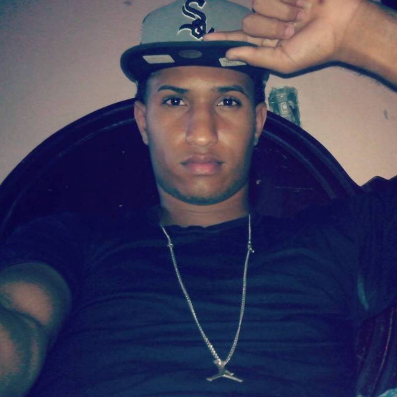 Date this tall Dominican Republic man Leury from Santiago DO20743